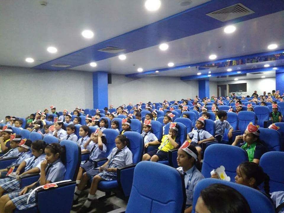 Image gallery marquee