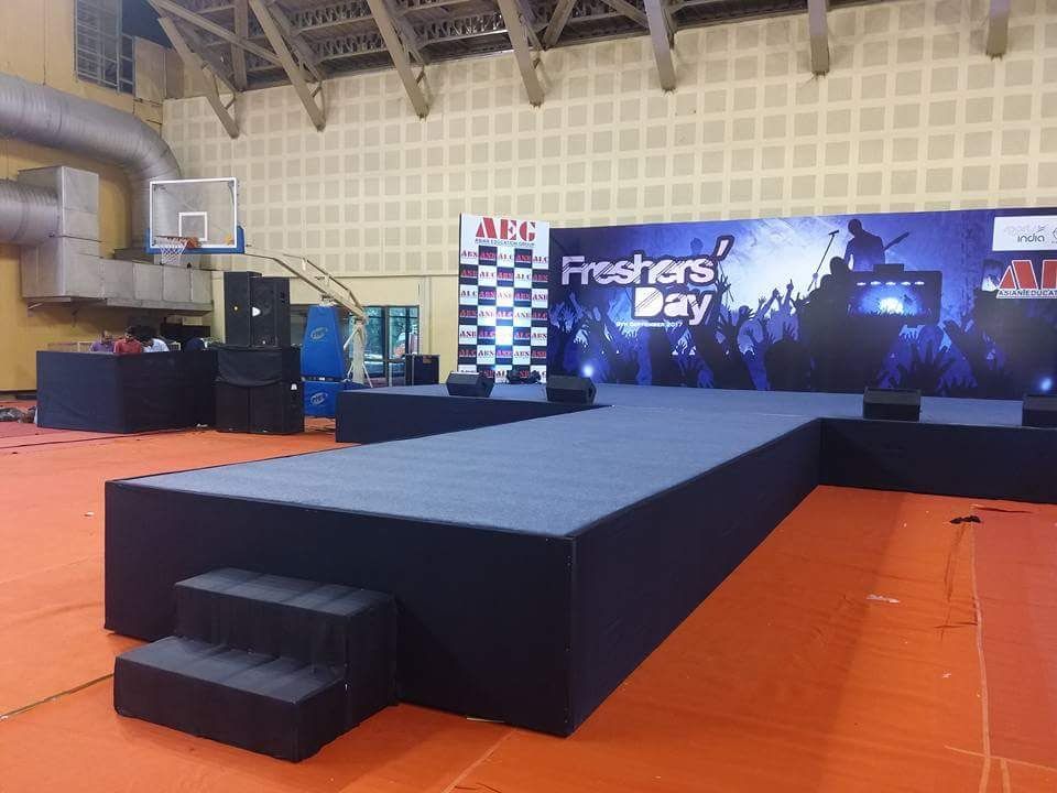 Image gallery marquee