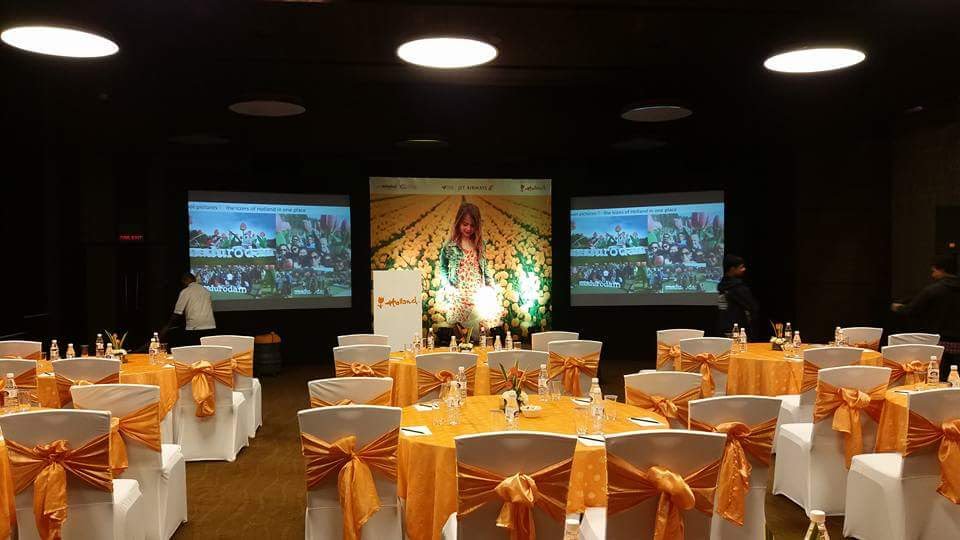 Image gallery marquee